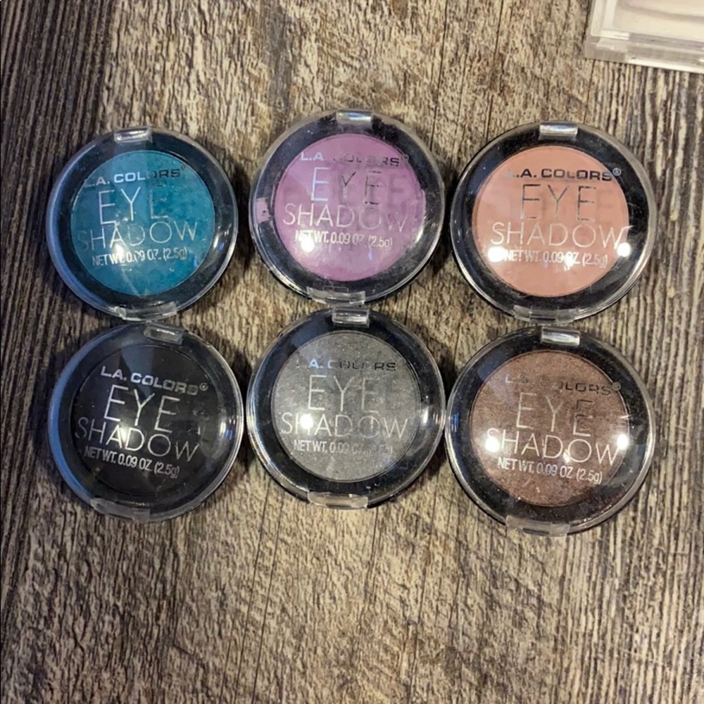 💜L.A Colors Eyeshadow + Four Clairs Brushes 💜